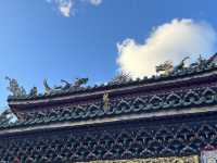 🛕 Calm Amid Chaos—Lungshan Temple, Taipei’s Spiritual Heart