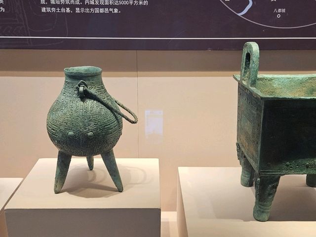 "A Fascinating Journey Through Jiangxi’s History 🏺📚"