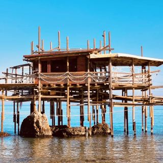 🏖 “Vasto Marina: Abruzzo’s Golden Curve” 🌅 
