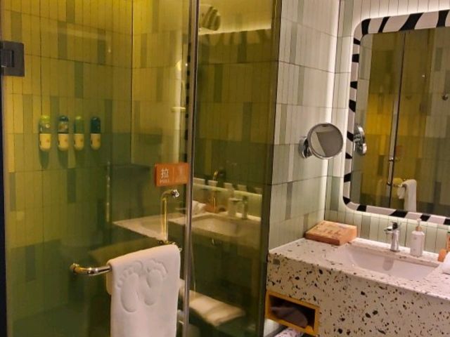 輕鬆暢遊長隆長頸鹿城堡酒店：清遠的夢幻住宿選擇