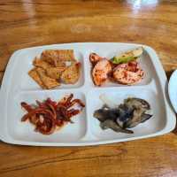 서귀포 모슬포 맛집)영해식당 - 소고기찌개, 밀면 맛집 / 제주 노포 맛집