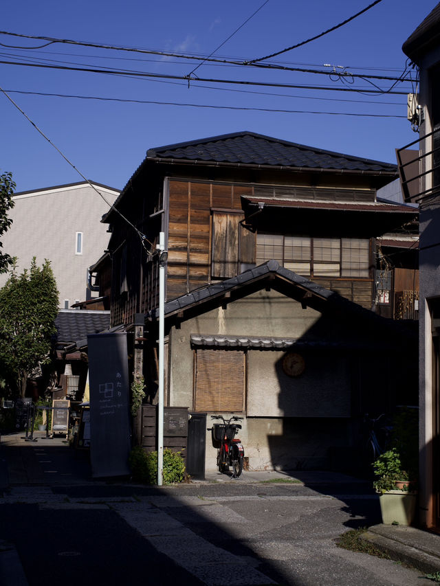 漫遊靚景巷弄 懶意滿滿 漫遊靚景巷弄 懶意滿滿