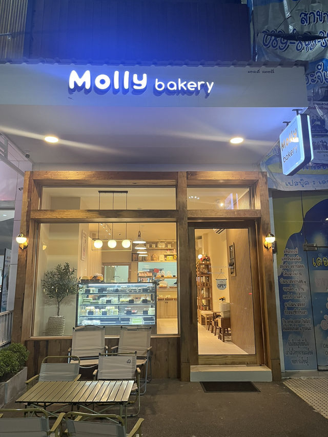 Molly bakery Udon Thani