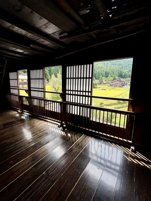 🏯 Exploring Japan’s Largest Gassho-Zukuri House in Shirakawa-go