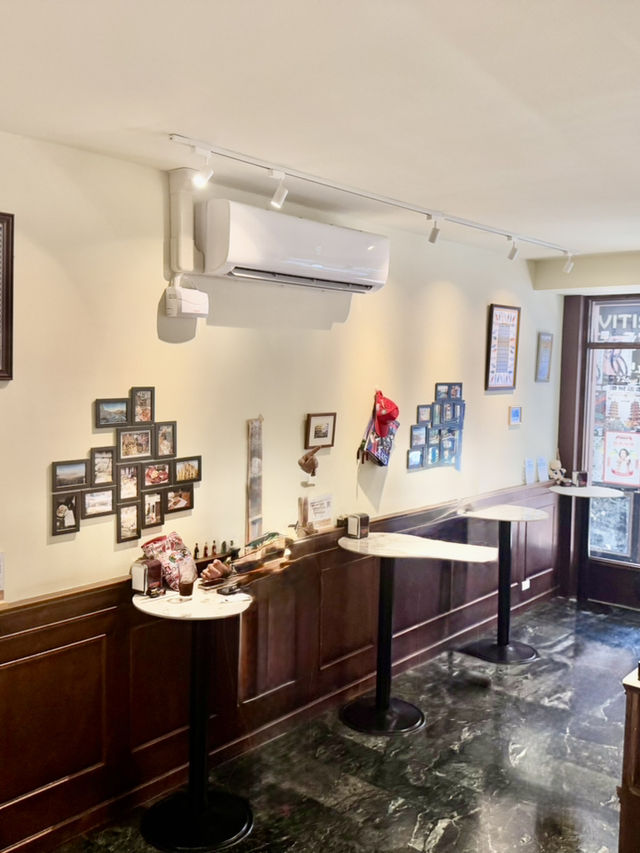 高雄文化中心正宗義大利咖啡廳,巴索托咖啡館Bassotto Caffè 高雄文化中心正宗義大利咖啡廳,巴索托咖啡館Bassotto Caffè