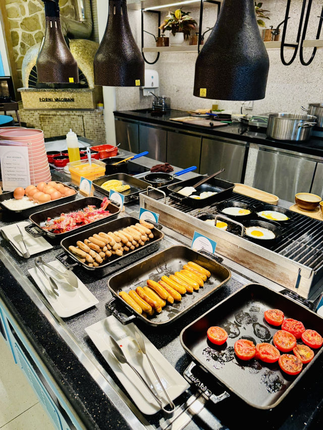 Breakfast at The Merchant, La Festa Phu Quoc 🍳🌴