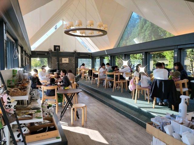 【北海道】星野リゾートトマム　ファームカフェ　ファームデザインズ