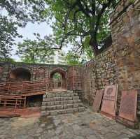 Ugrasen ki Baoli