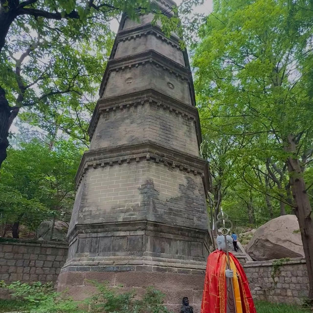 Huayan Temple Route – Beginner-Friendly Guide (Full Hiking Version, estimated 1.5–3 hours) Huayan Temple Route – Beginner-Friendly Guide (Full Hiking Version, estimated 1.5–3 hours)