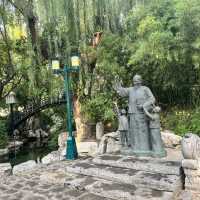 A Relaxing City Oasis — Five Dragon Pool Park