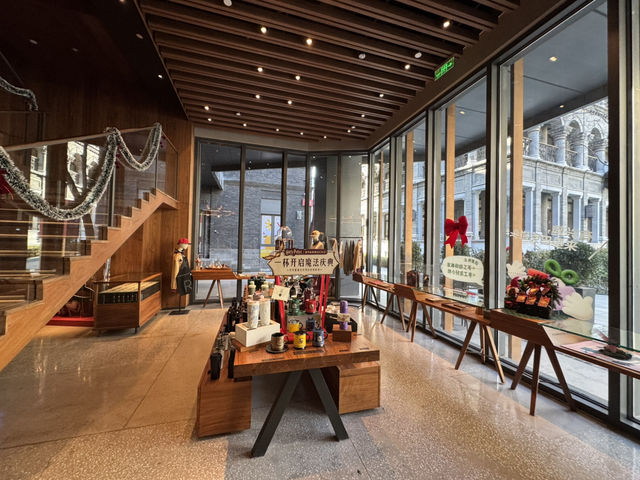 ☕ STARBUCKS RESERVE (Beijing Fun / Beijingfang) — Good Coffee, but Service Lacks Genuine Warmth