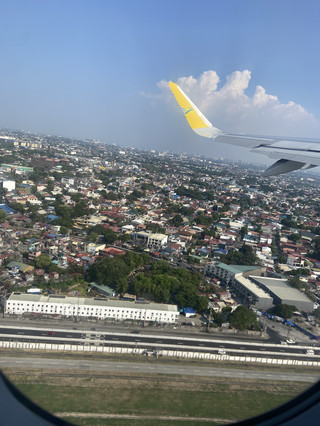 Manila Day Humanities In-depth Tour | Walk into a Spanish castle + first experience of authentic desserts

When it comes to Manila, many people immediately think of the lively and tasteful streets and alleys. This time, I would like to recommend that it is a must-see trip for friends who like history and love food - check in classic Manila Chinatown, then walk into the city's most famous historical attraction San Diego Fortress, and finally not forget to eat an authentic Filipino dessert Halo Halo, perfectly satisfy your "attractions + food" wish!

Must-see highlights in Manila are all at once: Chinatown, which presents different charms day and night, Spanish castle that guards the century-old city, and Halo Halo, a super authentic summer dessert. Surprise, feel the multiple faces of Manila in one day!

🗺️ Itinerary Highlights Recommended

1️⃣ Manila Chinatown│Traditional and trendy fusion of market style
From downtown Manila, the first stop is recommended to wander around Chinatown early in the morning. The whole street is lined with restaurants, including Chinese dim sum shops and Hong Kong-style restaurants, as well as trendy cafes and popular photo-taking shops. In the morning, you can come to a bowl of wonton noodles, check in and feel the lively atmosphere of the Chinese community. You can also find treasures at the herb shop or buy some souvenirs.

2️⃣ Fort Santiago│The most beautiful humanistic scenery, feel the history of Spanish colonialism
📍Address: HXPG+564, Sta. Lucia St, Intramuros, Manila, 1002 Metro Manila, Philippines
⏱️ Opening hours: 08:00-17:00 (open all year round)
💰Tickets: PHP 5.0

Stepping into Fort San Diego, I immediately felt that time had slowed down. This is one of Manila’s famous historical attractions, the fort is well preserved, the venue is designed with Western elements, and a close look at the stone walls, gardens, old-fashioned cannons and the remains of the castle are reminiscent of the glorious years of Philippine-Spanish exchange. It is recommended to reserve 1.5 hours to walk slowly along the riverside green space to enjoy the city view of Manila, encountering decorative sculptures and photo hotspots from time to time on the way. Especially recommended to take pictures on nice days, the sky is so blue that it seems like adding a filter, beyond the video!

3️⃣ Must try local dessert [Halo Halo]│Relieve the heat and have fun
After a day of wandering, of course we should have an authentic dessert to comfort ourselves! Halo Halo is a super classic local ice cream in the Philippines, with layers of ingredients that resemble ice cream meets shaved ice + fresh fruit, coconut, red beans, jelly... The point is, each shop has a different formula. This bowl I ate, the shaved ice, Q-bomb ingredients and fresh milk as a base, sweet but not greasy, one mouthful frozen all summer, highly recommended to try. It is recommended to discover the snack bars around Chinatown or Intramuros, and ask a few more which are the most popular with locals.

✈️ Other practical tips
· It's hot and humid weather in Manila, remember to wear cool clothes + belt to cover your sunscreen
· The San Diego Fortress Walking Area is steeper in some places, making it easier to walk in sneakers
· To arrange your trip along the way, you can walk 15 minutes from Chinatown to the Intramuros area, the street views along the way are worth savoring
· For transportation, Grab is recommended, very convenient.



A small day trip to Manila, history and food at once, worth chewing at a slow pace. The chance to discover more hidden attractions and snacks for you to unlock!

#Manila #Intramuros #Filipino Dessert #Humanities #DayTour