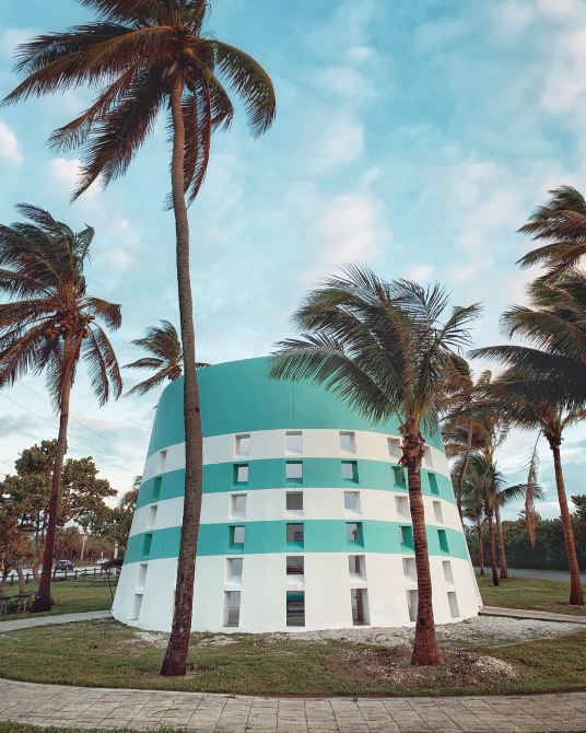 The Most Instagrammable Public Restrooms at Haulover Park, Miami 🚻✨