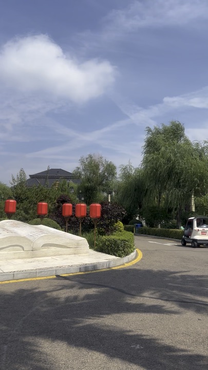 🌊 Hohhot Aquapark vibes 💦✨
A little splash, a lot of fun & unforgettable summer moments 🩵🌴📍