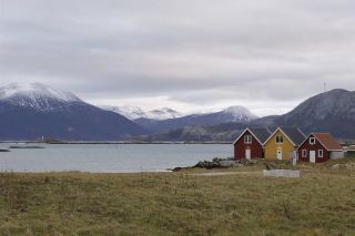 A Day Trip from Tromsø to Sommarøy