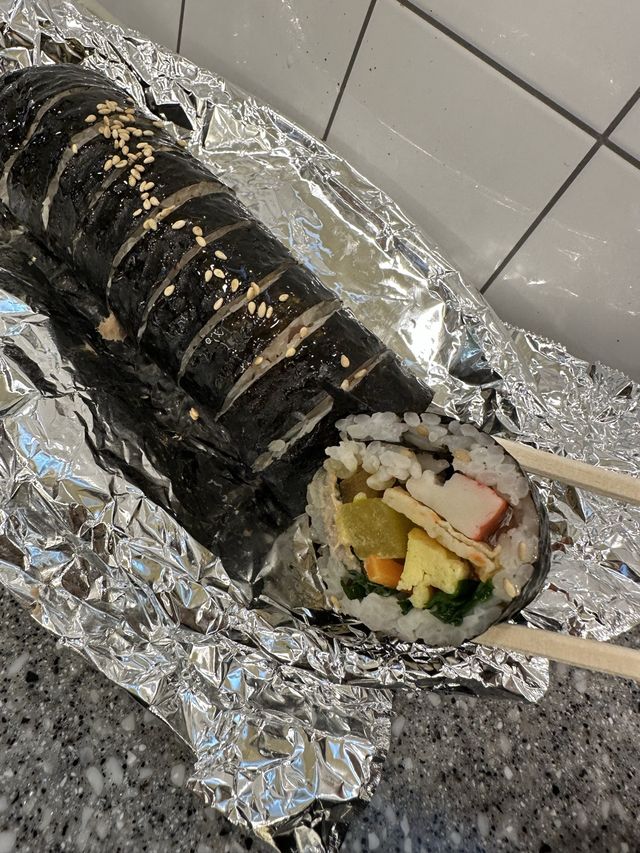 🇰🇷韓国 / ソウル 一人ご飯ok!駅構内にある美味しいキンパ屋さん