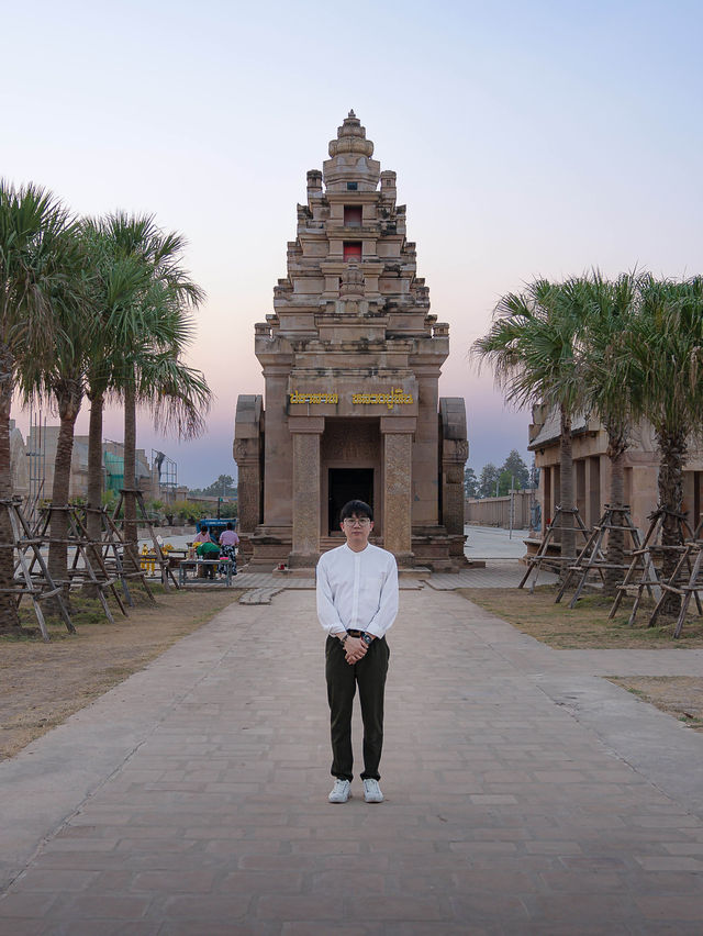 🕯️ Land of Belief @ Wat Phu Man Fah 🛕