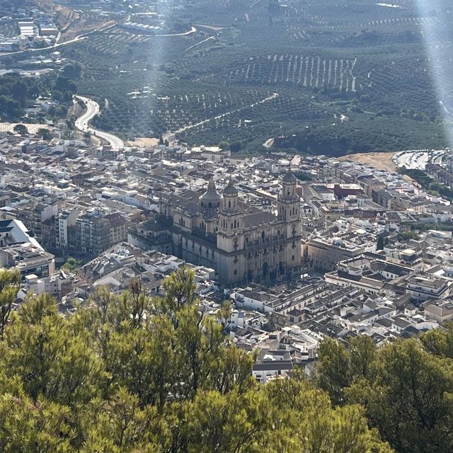 【スペイン】オリーブの街ハエン