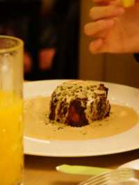 London | Brilliant restaurant with good design and tasty steak