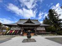 Temple and autumn beauty 