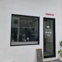 DIORAMA FOOD THEATER