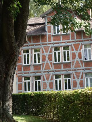 Göttingen: Historic Streets and Botanical Beauty 