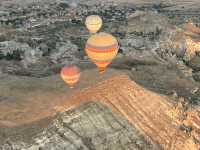 How beautiful is the sky in space balloons in Cappadocia! 🎈✨