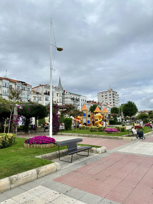 Guide to Castro Urdiales: A Hidden Gem 🏰