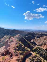 🏜️ China’s Secret Grand Canyon – Silk Road Scenery That’ll Take Your Breath Away