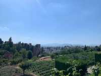 Where to go in Grenada: L'ALHAMBRA