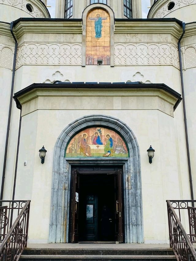 Ascension Cathedral in Zvenigorod: A Hilltop Symbol of Faith
