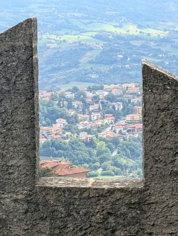 Discover San Marino: Tiny Country, Big Adventures! 🏰 Discover San Marino: Tiny Country, Big Adventures! 🏰