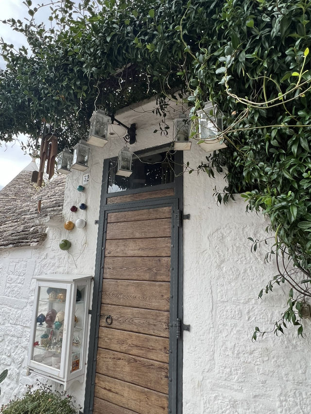 終於嚟到南意大利Bari-Alberobello（蘑菇村）