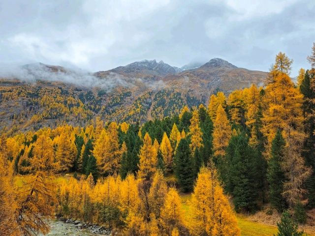 ⛰️🇨🇭 Switzerland Travel Guide — Best Places to Visit in October