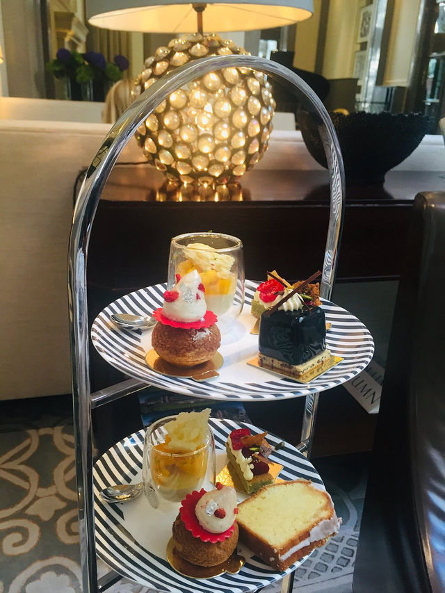 🏛️ Corinthia Elegance: Timeless Luxury by the Thames