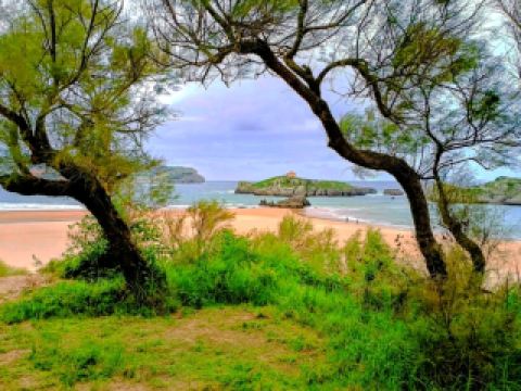 Bask in the tranquility of the Biscay region.