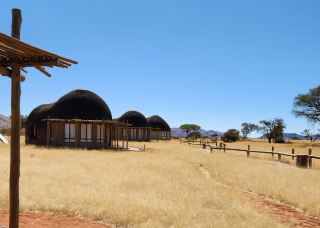 Namibia on your own for $1,000 for two: our itinerary with prices