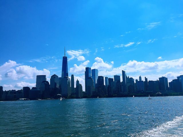 Take a boat ride to admire the Statue of Liberty and the stunning scenery of the bay.