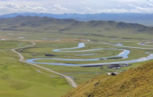 Ruoergai Grassland in Western Sichuan | The largest high-altitude grassland in the world