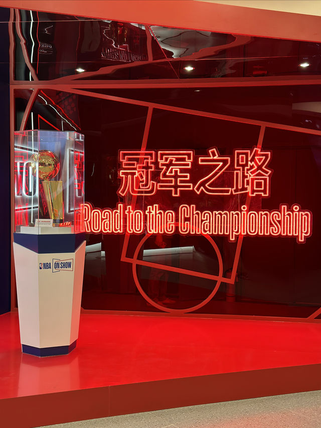 國慶遛孩子看展|NBA光影秀全球首發