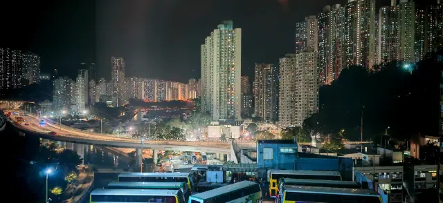 【Unique Hong Kong】Wong Chuk Hang, the lights are dim and quiet yet fresh~