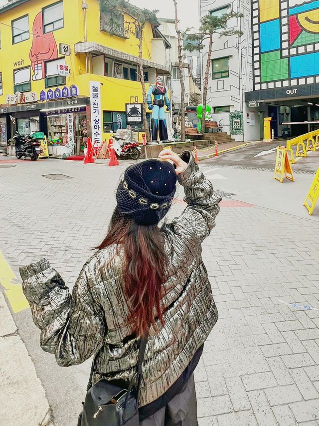 首爾明洞漫畫街可可愛愛一條街!!