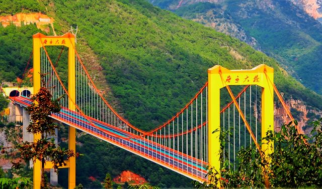 漫步尼珠河大峡谷