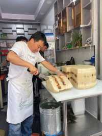 絲綢之路和茶馬古道的雙重集鎮