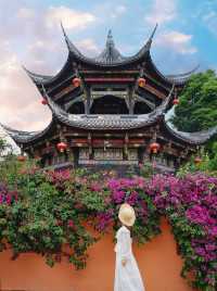 The ancient temple, surrounded by oleanders, on the outskirts of Chengdu remains undiscovered...