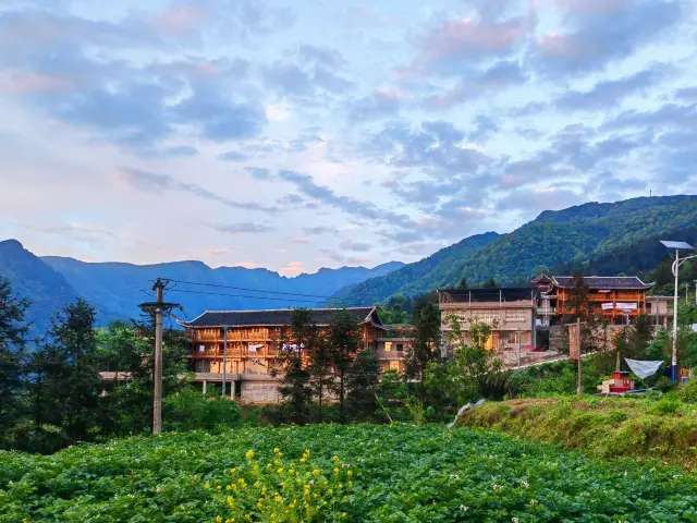 Fanjing Mountain West Route