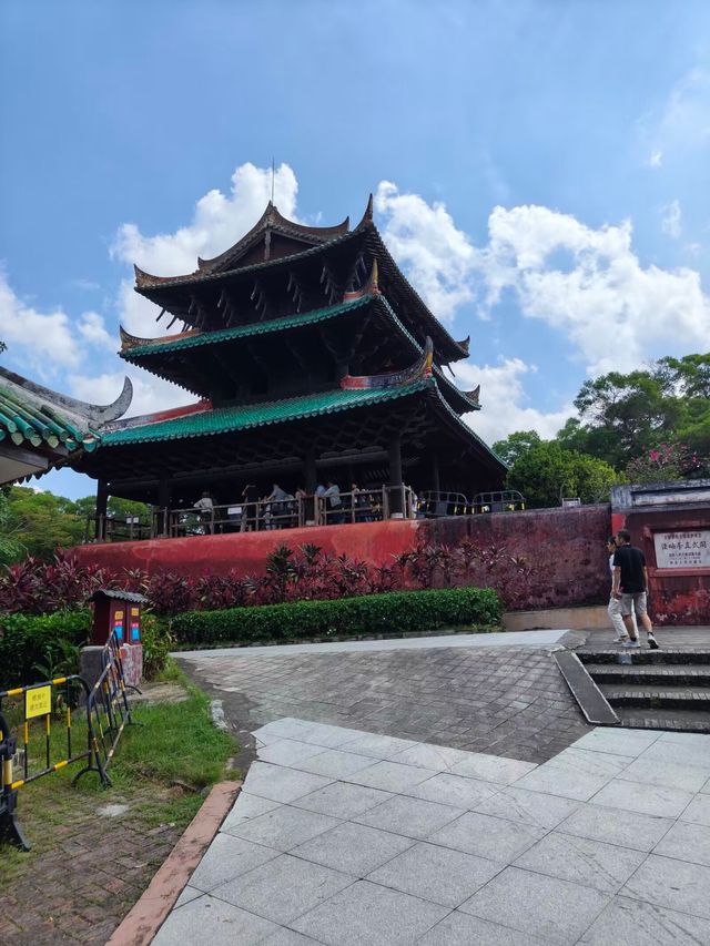 Yulin Rong County Self-Driving Tour Guide 🚗🗺️