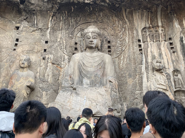 Longmen Grottoes - Ancient Stone Craving Masterpiece 🇨🇳