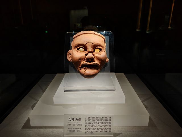 牛河梁遺址。