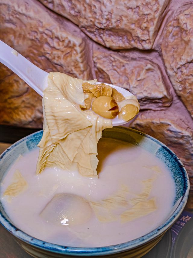 廣州的糖水舖已經是 next level 啦！